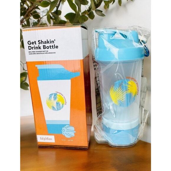 NEW Fabfitfun Get Shakin 16 Ounce Bottle BPA Free Shaker Bottle With Storage - Picture 1 of 9